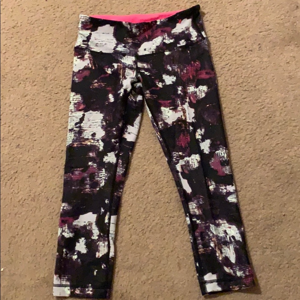 Cropped lululemon pants -SALE TODAY!!